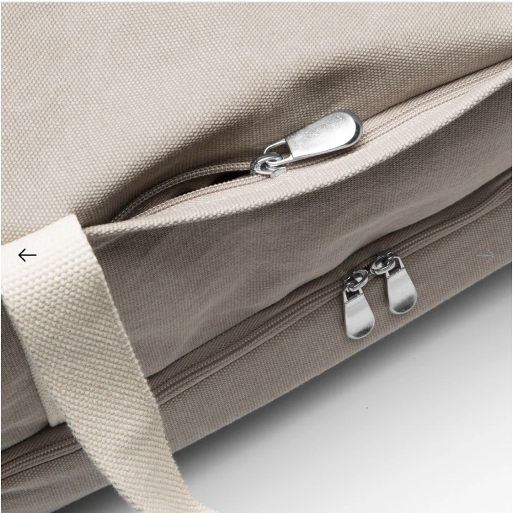 Lo & Sons Cream Travel Bag - Picture 9 of 9